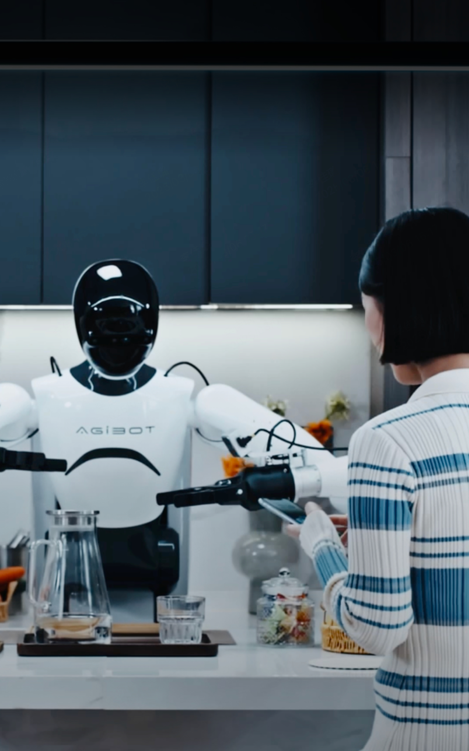 行业首款！350vip浦京集团发布具身智能一站式开发平台Genie Studio